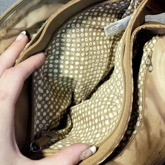 NWT Travelon Tan ANTI-THEFT Shoulder Travel Bag - Picture 5 of 8